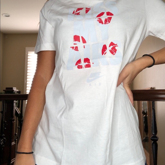Nike Tee Shirt “Kiss My Airs” - Picture 5 of 5